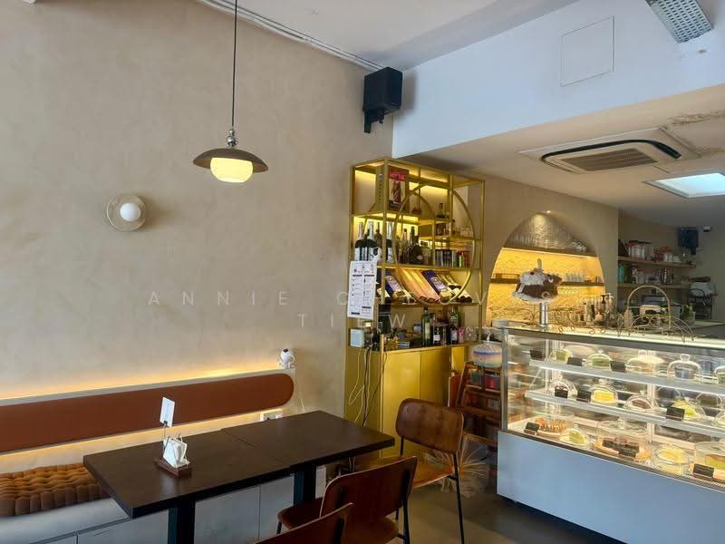 Neil Road Cafe, Neil Road, Chinatown / Tanjong Pagar, 1,388 sqft, Food & Beverage For Rent, by Annie Cheovys Tiew, 500288147 - Interior - CommercialGuru.com.sg