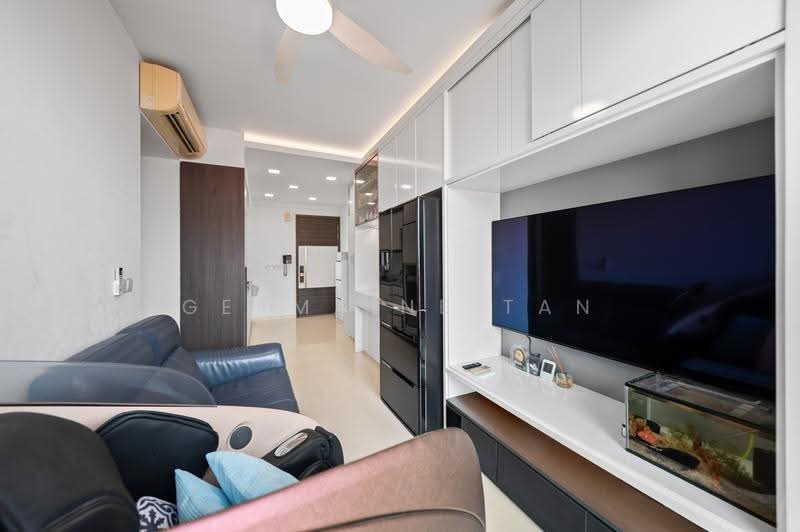 The Vanderlint, 87 Ceylon Road, East Coast / Marine Parade, 2 Bedrooms, 743 sqft, Condominium For Sale, by Germaine Tan, 500288152 - Living Room - PropertyGuru.com.sg