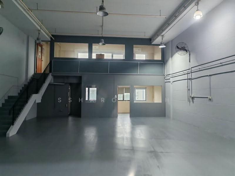 Premier @ Kaki Bukit, 8 8, Eunos / Geylang / Paya Lebar, 3,078 sqft, Factory / Workshop (B2) For Rent, by Ssharon Loh, 500288170 - CommercialGuru.com.sg