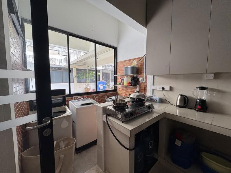 Green Court, 498-498B Geylang Road, Eunos / Geylang / Paya Lebar, Room Rental, 200 sqft, Apartment For Rent, by Bryan Ng, 500288184 - Kitchen - PropertyGuru.com.sg