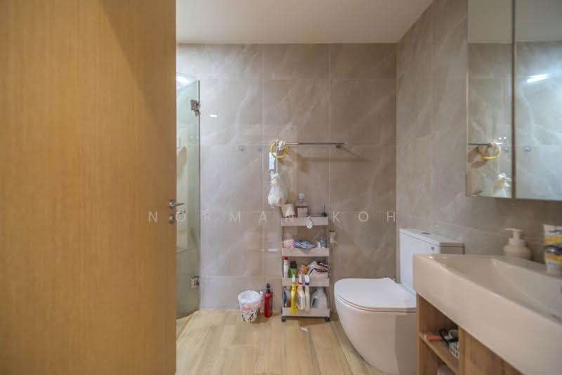 Urban Treasures, 205 Jalan Eunos, Eunos / Geylang / Paya Lebar, 3 Bedrooms, 883 sqft, Condominium For Sale, by Norman Koh, 500288186 - Bathroom - PropertyGuru.com.sg