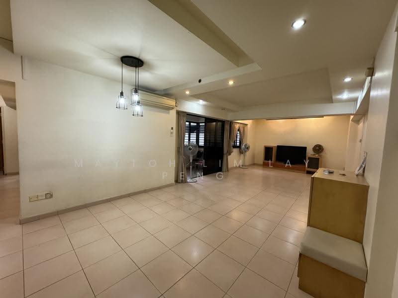 298A Compassvale Street, 298A Compassvale Street, Hougang / Punggol / Sengkang, 3 Bedrooms, 1,227 sqft, HDB Flat For Sale, by Maytoh Lim Lay Peng, 500288189 - PropertyGuru.com.sg