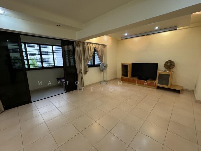 298A Compassvale Street, 298A Compassvale Street, Hougang / Punggol / Sengkang, 3 Bedrooms, 1,227 sqft, HDB Flat For Sale, by Maytoh Lim Lay Peng, 500288189 - PropertyGuru.com.sg