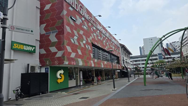 828 Tampines Steet 81, Pasir Ris / Tampines, 700 sqft, Shop / Shophouse For Rent, by Esther Khoo, 500288207 - CommercialGuru.com.sg