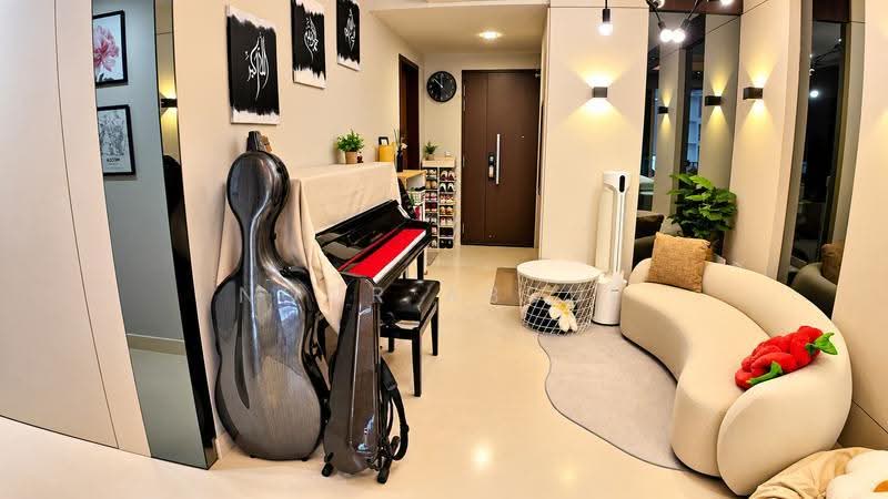Watercolours, 25 Pasir Ris Link, Pasir Ris / Tampines, 3 Bedrooms, 958 sqft, Executive Condominium For Sale, by Noor Abdul, 500288218 - Entrance - PropertyGuru.com.sg