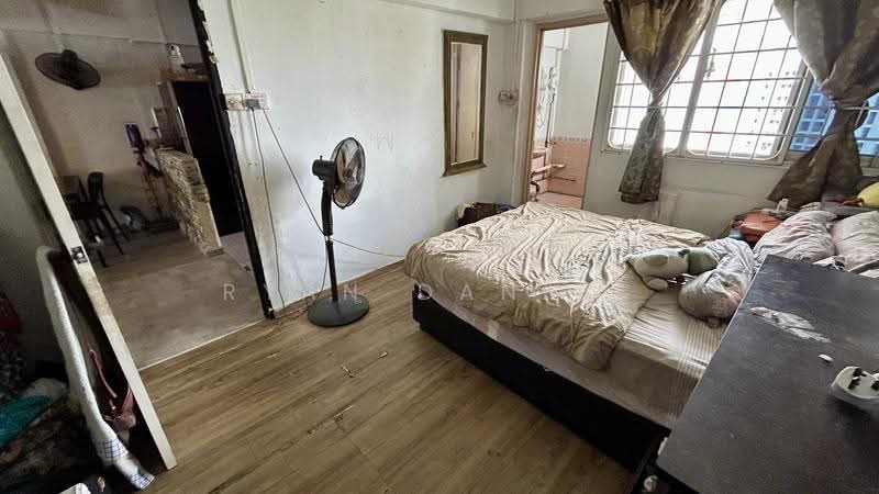 6 Teck Whye Avenue, 6 Teck Whye Avenue, Dairy Farm / Bukit Panjang / Choa Chu Kang, 2 Bedrooms, 839 sqft, HDB Flat For Sale, by Ryan Danial, 500288225 - Master Bedroom - PropertyGuru.com.sg