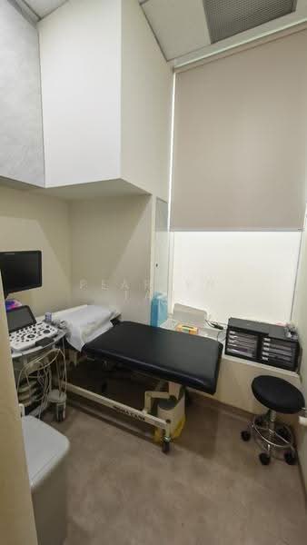 Novena Medical Center, 10 Sinaran Drive, Newton / Novena, 1,808 sqft, Medical For Rent, by Pearlyn Tan, 500288228 - Interior - CommercialGuru.com.sg
