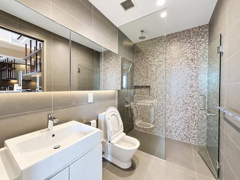 Katong Regency, 13 Tanjong Katong Road, East Coast / Marine Parade, 1 Bedroom, 560 sqft, Condominium For Sale, by Angie Yap, 500288229 - Bathroom - PropertyGuru.com.sg