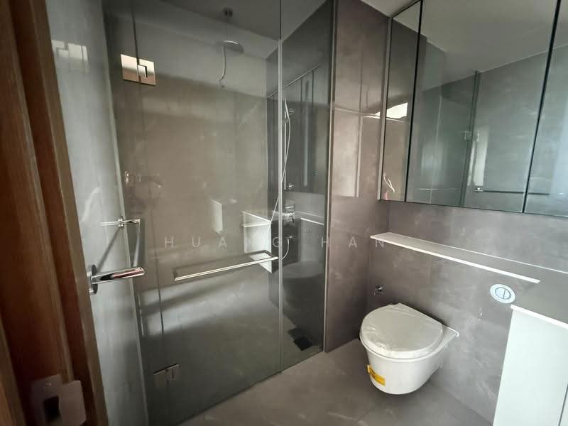 Grand Dunman, 16 Dunman Road, East Coast / Marine Parade, 2 Bedrooms, 775 sqft, Condominium For Rent, by Huang Han, 500288238 - Bathroom - PropertyGuru.com.sg