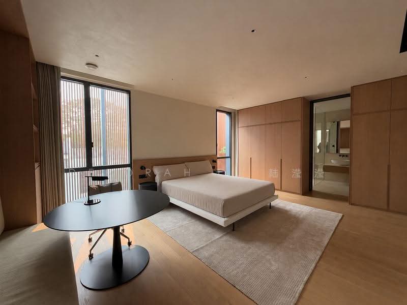 Brand New Bungalow | Garlick Avenue GCBA | D10, Garlick Avenue, Tanglin / Holland / Bukit Timah, 7 Bedrooms, 15,000 sqft, Bungalow House For Sale, by Deborah Lu 陆滢滢, 500288239 - Bedroom - PropertyGuru.com.sg