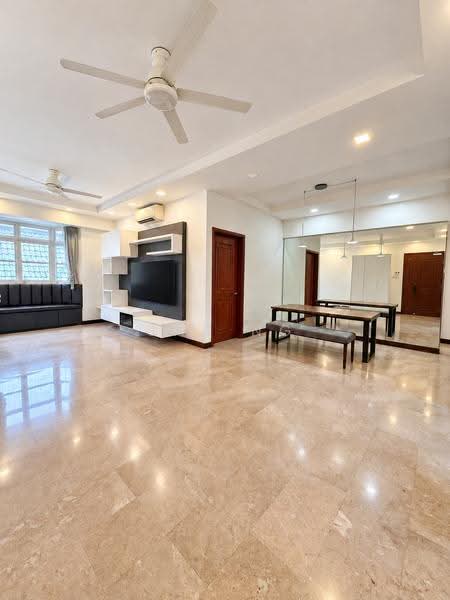 Laguna Green, 20 Jalan Hajijah, Bedok / Upper East Coast, 3 Bedrooms, 1,259 sqft, Condominium For Sale, by Jas Ng, 500288242 - Living Room - PropertyGuru.com.sg