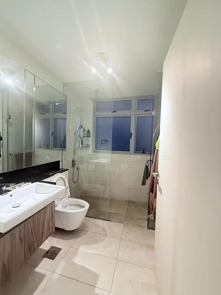 Suites @ Newton, 1 Surrey Road, Newton / Novena, 2 Bedrooms, 603 sqft, Apartment For Sale, by Anthea Yeo 杨丽娇, 500288243 - Bathroom - PropertyGuru.com.sg