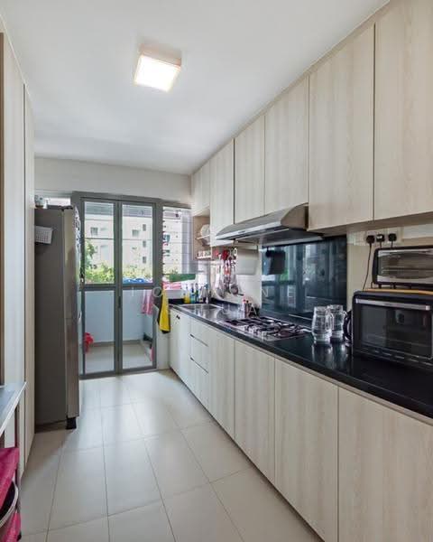 453A Bukit Batok West Avenue 6, 453A Bukit Batok West Avenue 6, Dairy Farm / Bukit Panjang / Choa Chu Kang, 3 Bedrooms, 1,238 sqft, HDB Flat For Sale, by Jomaine Chua, 500288249 - Kitchen - PropertyGuru.com.sg