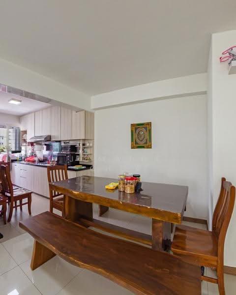 453A Bukit Batok West Avenue 6, 453A Bukit Batok West Avenue 6, Dairy Farm / Bukit Panjang / Choa Chu Kang, 3 Bedrooms, 1,238 sqft, HDB Flat For Sale, by Jomaine Chua, 500288249 - Kitchen - PropertyGuru.com.sg