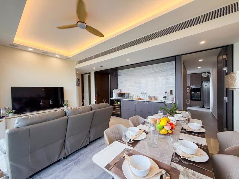 Avenue South Residence, 11 Silat Avenue, Alexandra / Commonwealth, 4 Bedrooms, 1,496 sqft, Condominium For Sale, by Jerralyn Satrio, 500288258 - PropertyGuru.com.sg