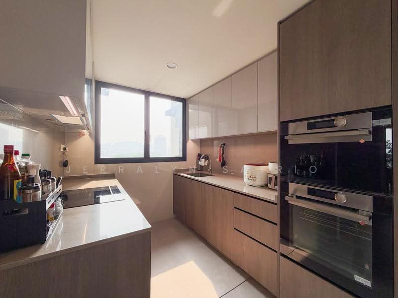 Avenue South Residence, 11 Silat Avenue, Alexandra / Commonwealth, 4 Bedrooms, 1,496 sqft, Condominium For Sale, by Jerralyn Satrio, 500288258 - PropertyGuru.com.sg
