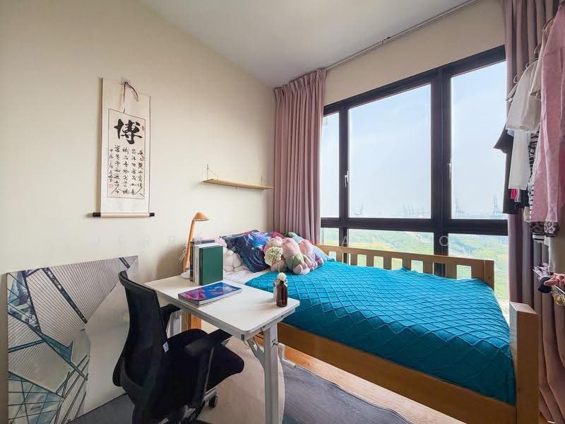 Avenue South Residence, 11 Silat Avenue, Alexandra / Commonwealth, 4 Bedrooms, 1,496 sqft, Condominium For Sale, by Jerralyn Satrio, 500288258 - PropertyGuru.com.sg