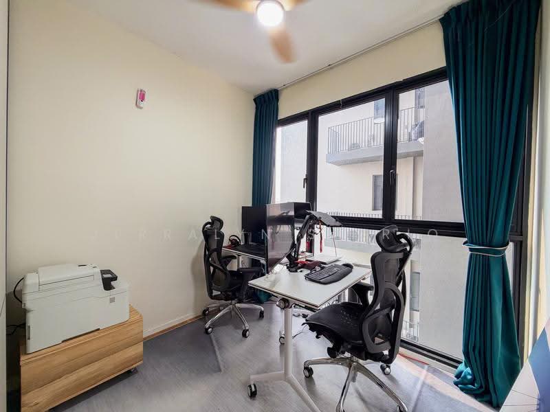 Avenue South Residence, 11 Silat Avenue, Alexandra / Commonwealth, 4 Bedrooms, 1,496 sqft, Condominium For Sale, by Jerralyn Satrio, 500288258 - PropertyGuru.com.sg