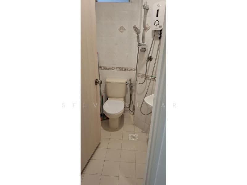 Elias Green, Pasir Ris / Tampines, Room Rental, 80 sqft, Condominium For Rent, by Selva Kumar, 500288264 - Bathroom - PropertyGuru.com.sg