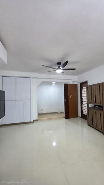 415B Northshore Drive, 415B Northshore Drive, Hougang / Punggol / Sengkang, 3 Bedrooms, 1,205 sqft, HDB Flat For Sale, by Shirley Lee, 500288266 - Living Room - PropertyGuru.com.sg