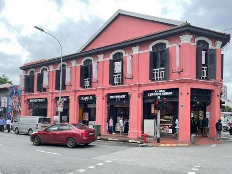 Arab St - High footfall. With exhaust., Arab St / Haji Ln / Kg Glam, Beach Road / Bugis / Rochor, 253 sqft, Food & Beverage For Rent, by Darren Wee, 500288276 - CommercialGuru.com.sg
