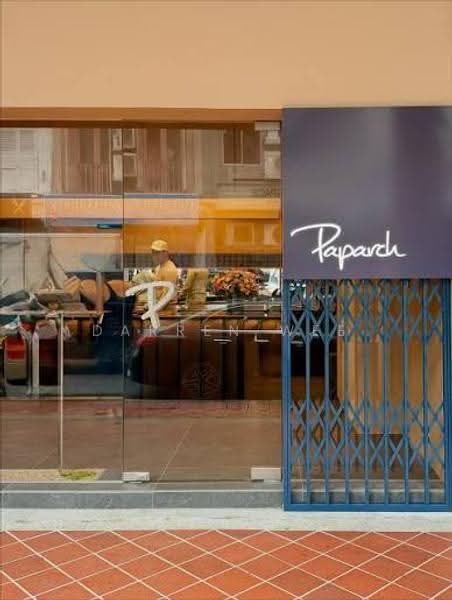 Arab St - High footfall. With exhaust., Arab St / Haji Ln / Kg Glam, Beach Road / Bugis / Rochor, 253 sqft, Food & Beverage For Rent, by Darren Wee, 500288276 - CommercialGuru.com.sg