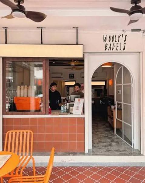 Arab St - High footfall. With exhaust., Arab St / Haji Ln / Kg Glam, Beach Road / Bugis / Rochor, 253 sqft, Food & Beverage For Rent, by Darren Wee, 500288276 - CommercialGuru.com.sg