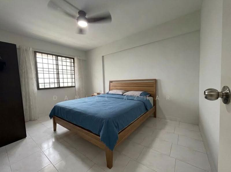 125 Yishun Street 11, 125 Yishun Street 11, Sembawang / Yishun, 2 Bedrooms, 721 sqft, HDB Flat For Sale, by Danial Azhar, 500288281 - Bedroom - PropertyGuru.com.sg