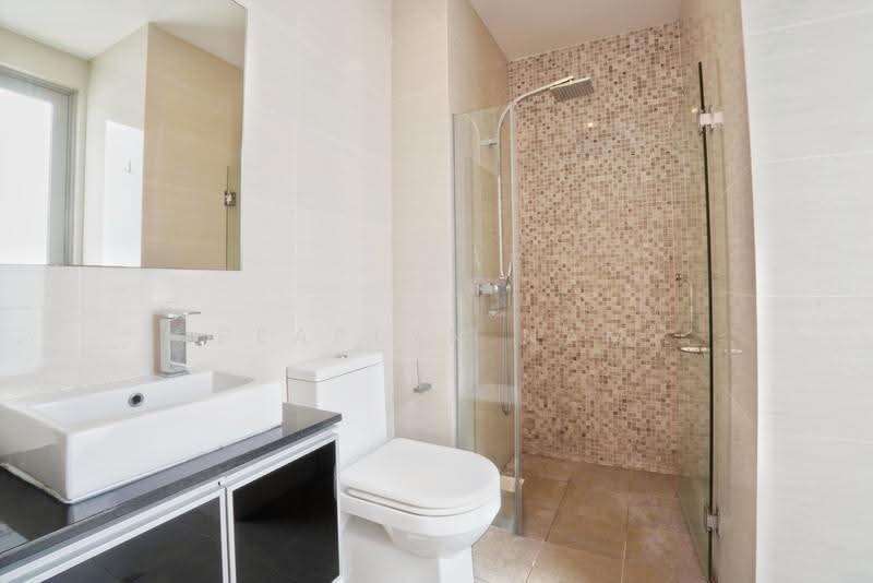 Loft @ Stevens, 68 Stevens Road, Tanglin / Holland / Bukit Timah, 2 Bedrooms, 764 sqft, Condominium For Sale, by Pearlyn Nam, 500288287 - Bathroom - PropertyGuru.com.sg