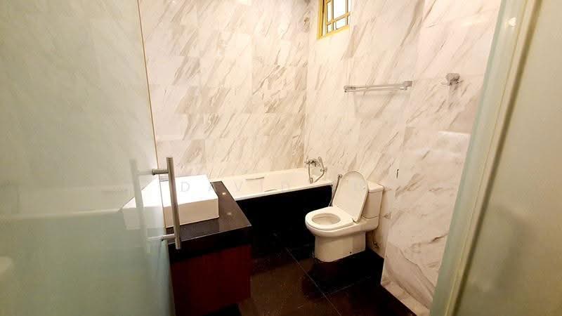 Orange Regency, 101 Fernhill Road, Tanglin / Holland / Bukit Timah, 4 Bedrooms, 1,776 sqft, Apartment For Rent, by David Yu, 500288292 - PropertyGuru.com.sg