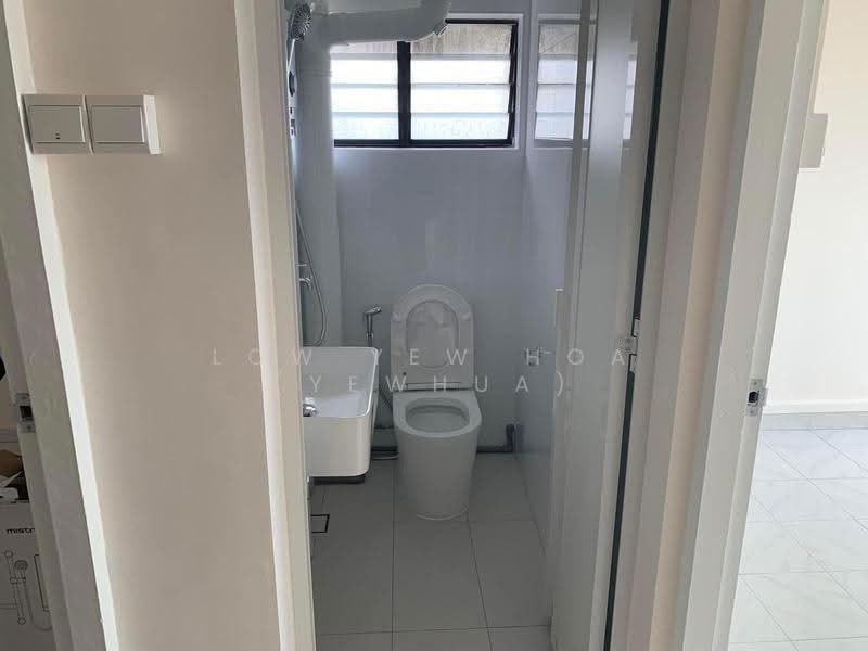 101 Spottiswoode Park Road, 101 Spottiswoode Park Road, Chinatown / Tanjong Pagar, 3 Bedrooms, 850 sqft, Condominium For Rent, by Low Yew Hoa (Yewhua), 500288302 - Bathroom - PropertyGuru.com.sg