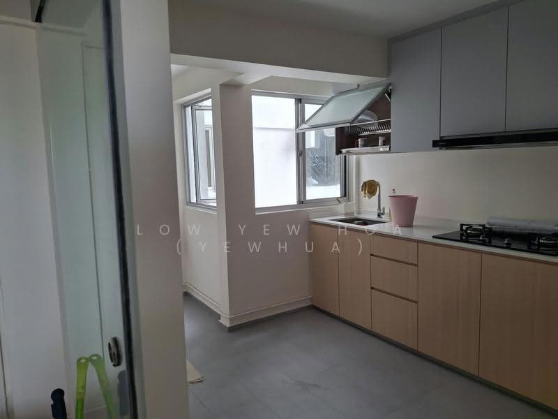 101 Spottiswoode Park Road, 101 Spottiswoode Park Road, Chinatown / Tanjong Pagar, 3 Bedrooms, 850 sqft, Condominium For Rent, by Low Yew Hoa (Yewhua), 500288302 - Kitchen - PropertyGuru.com.sg