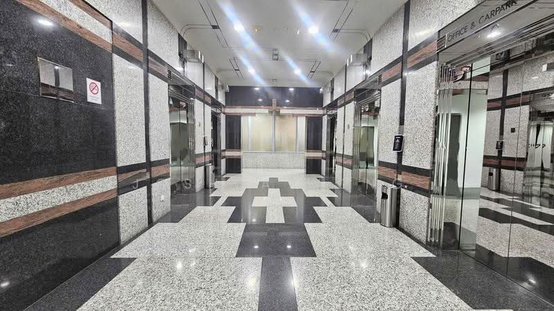 6 Raffles Quay, 6 Raffles Quay, Boat Quay / Raffles Place / Marina, 1,410 sqft, Office For Rent, by Joshua Wong, 500288303 - Lobby - CommercialGuru.com.sg