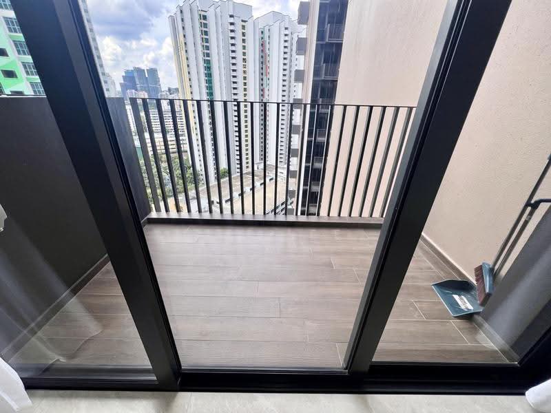 Piccadilly Grand, 5 Northumberland Road, Farrer Park / Serangoon Rd, 1 Bedroom, 484 sqft, Condominium For Rent, by Ben Lee, 500288304 - Balcony - PropertyGuru.com.sg
