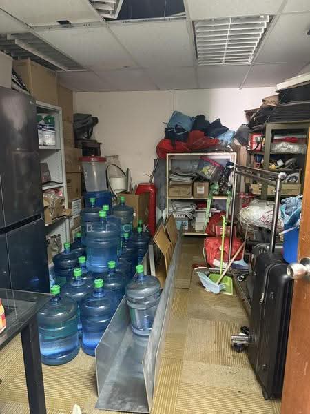Pioneer Centre, 1 Soon Lee Street, Boon Lay / Jurong / Tuas, 1,701 sqft, Factory / Workshop (B2) For Rent, by Becky Li, 500288320 - Interior - CommercialGuru.com.sg
