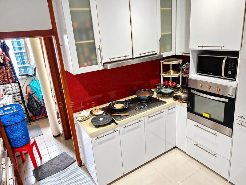 Parc Oasis, 35 Jurong East Avenue 1, Boon Lay / Jurong / Tuas, 4 Bedrooms, 1,506 sqft, Condominium For Sale, by Adele Ong 汪美凤, 500288326 - Kitchen - PropertyGuru.com.sg