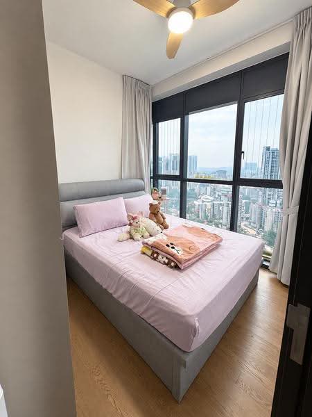 Parc Clematis, 8C Jalan Lempeng, Buona Vista / West Coast / Clementi New Town, 3 Bedrooms, 1,055 sqft, Condominium For Rent, by Regis Johnson Soh, 500288333 - Bedroom - PropertyGuru.com.sg