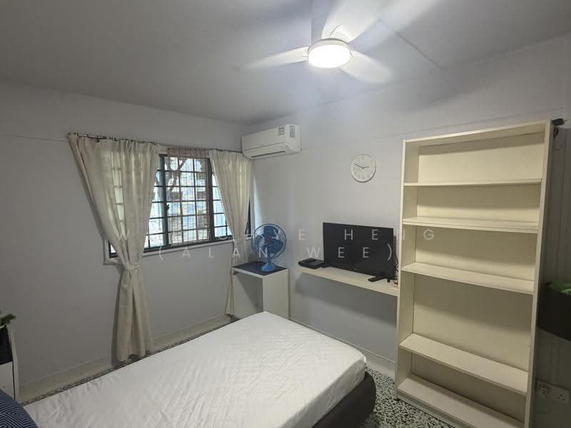 512 West Coast Drive, 512 West Coast Drive, Buona Vista / West Coast / Clementi New Town, Room Rental, 150 sqft, HDB Flat For Rent, by Wee Chye Heng (Alan Wee), 500288342 - Bedroom - PropertyGuru.com.sg