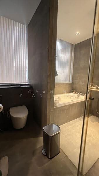 Faber Hills, Buona Vista / West Coast / Clementi New Town, 6 Bedrooms, 4,280 sqft, Terraced House For Sale, by Joyan Ng Yian Yian, 500288343 - Bathroom - PropertyGuru.com.sg