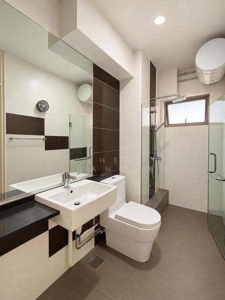 535 Serangoon North Avenue 4, 535 Serangoon North Avenue 4, Hougang / Punggol / Sengkang, 3 Bedrooms, 1,582 sqft, HDB Flat For Sale, by Shen Chuang 秀琴, 500288344 - Bathroom - PropertyGuru.com.sg