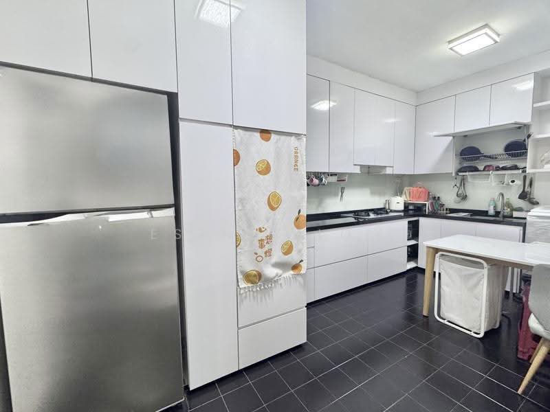 653B Jurong West Street 61, 653B Jurong West Street 61, Boon Lay / Jurong / Tuas, 3 Bedrooms, 1,195 sqft, HDB Flat For Rent, by Esther Low, 500288385 - Kitchen - PropertyGuru.com.sg
