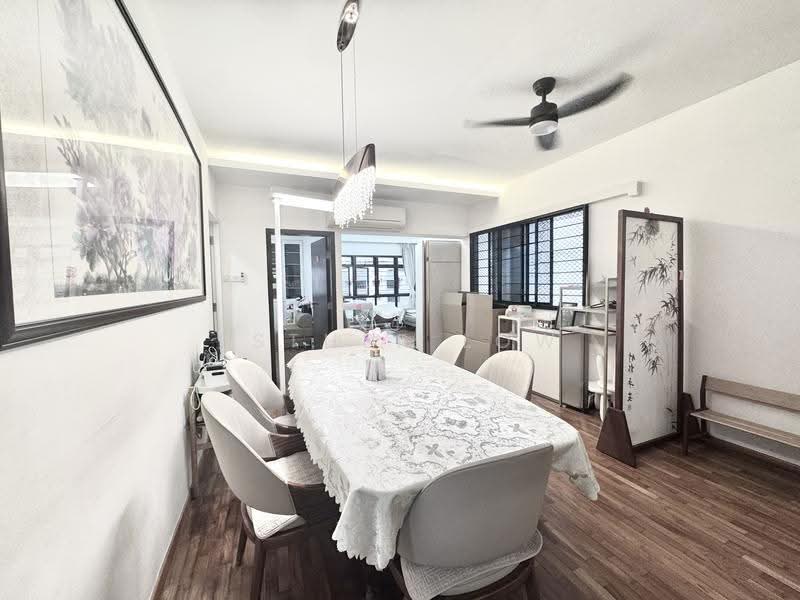 653B Jurong West Street 61, 653B Jurong West Street 61, Boon Lay / Jurong / Tuas, 3 Bedrooms, 1,195 sqft, HDB Flat For Rent, by Esther Low, 500288385 - Dining Room - PropertyGuru.com.sg