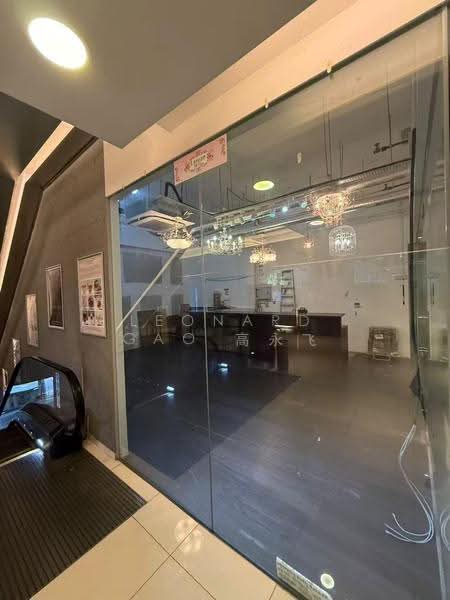 RARE FREEHOLD CBD F&B Shop | 463 Sqft | 5-Year Anchor Tenant, Robinson Rd, Boat Quay / Raffles Place / Marina, 463 sqft, Mall Shop For Sale, by Leonard Gao 高永飞, 500288388 - Interior - CommercialGuru.com.sg