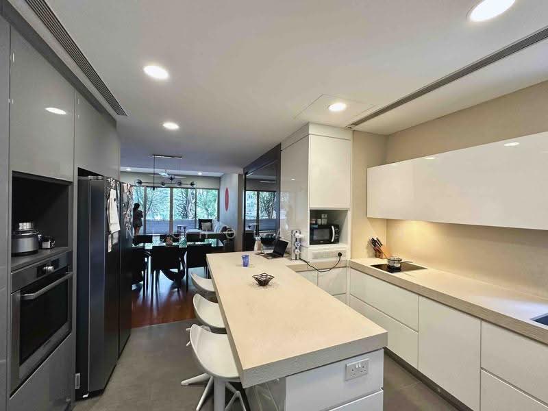 Three Three Robin, 33 Robin Road, Tanglin / Holland / Bukit Timah, 3 Bedrooms, 2,347 sqft, Apartment For Sale, by Nicholas Teo, 500288392 - Kitchen - PropertyGuru.com.sg