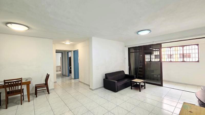 674 Choa Chu Kang Crescent, 674 Choa Chu Kang Crescent, Dairy Farm / Bukit Panjang / Choa Chu Kang, 4 Bedrooms, 1,335 sqft, HDB Flat For Rent, by CK Seow, 500288394 - Living Room - PropertyGuru.com.sg