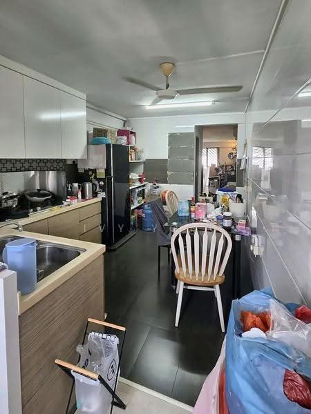531 Jurong West Street 52, 531 Jurong West Street 52, Boon Lay / Jurong / Tuas, 2 Bedrooms, 722 sqft, HDB Flat For Sale, by Ivy Yong, 500288396 - Kitchen - PropertyGuru.com.sg