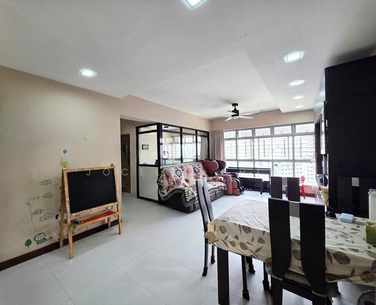 326A Anchorvale Road, 326A Anchorvale Road, Hougang / Punggol / Sengkang, 3 Bedrooms, 990 sqft, HDB Flat For Sale, by Jocelyn Chia, 500288398 - Living Room - PropertyGuru.com.sg