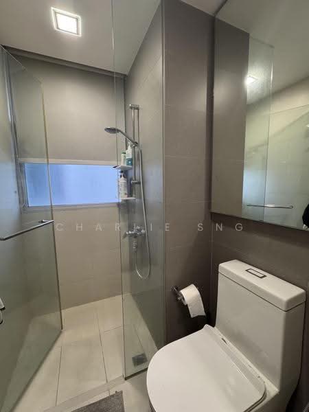 Ecopolitan, 132 Punggol Walk, Hougang / Punggol / Sengkang, 3 Bedrooms, 1,055 sqft, Condominium For Sale, by Charlie Sng, 500288404 - Bathroom - PropertyGuru.com.sg