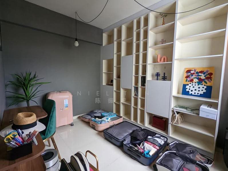 366 Clementi Avenue 2, 366 Clementi Avenue 2, Buona Vista / West Coast / Clementi New Town, 2 Bedrooms, 657 sqft, HDB Flat For Rent, by Daniel Tan - 陈振宏, 500288411 - Living Room - PropertyGuru.com.sg