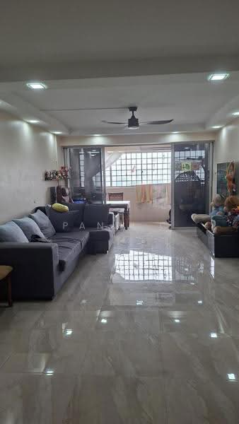 289 Tampines Street 22, 289 Tampines Street 22, Pasir Ris / Tampines, 3 Bedrooms, 1,356 sqft, HDB Flat For Sale, by Pandi C, 500288419 - Living Room - PropertyGuru.com.sg